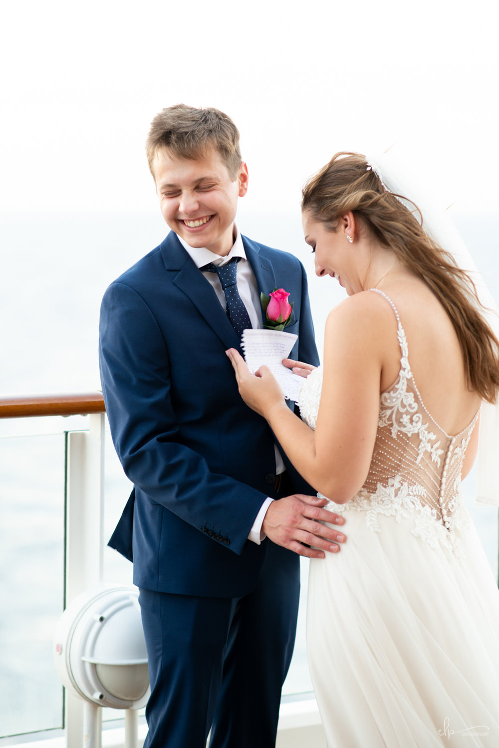 wedding vow photographer on disney cruise line