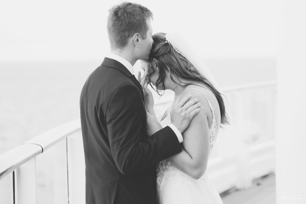 wedding vow photographs on disney cruise line