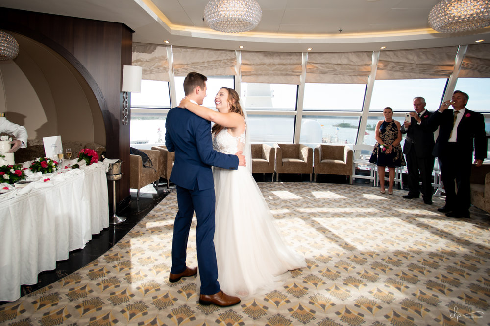 wedding photos in outlook lounge on disney cruise