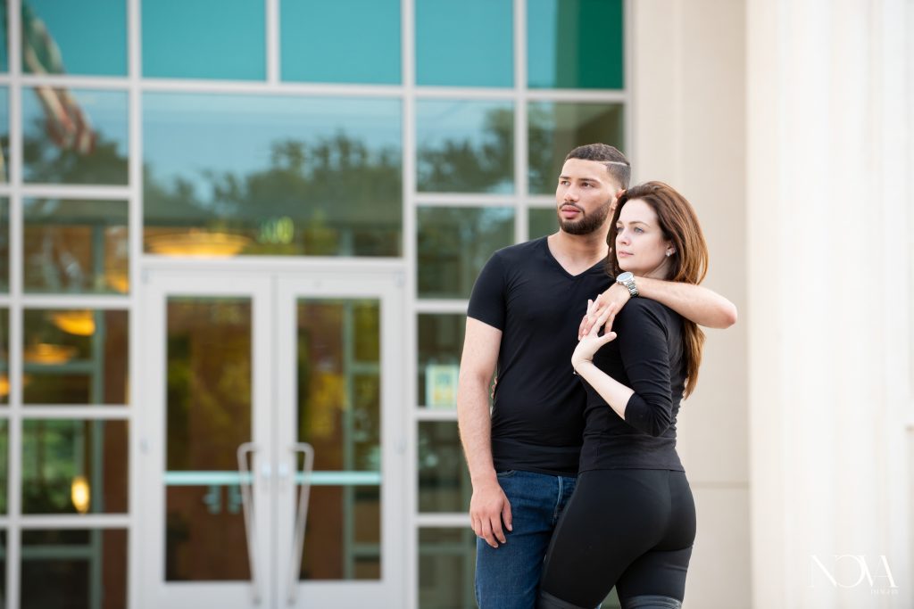 Couple in front of Winter Garden City Hall for engagement photos.