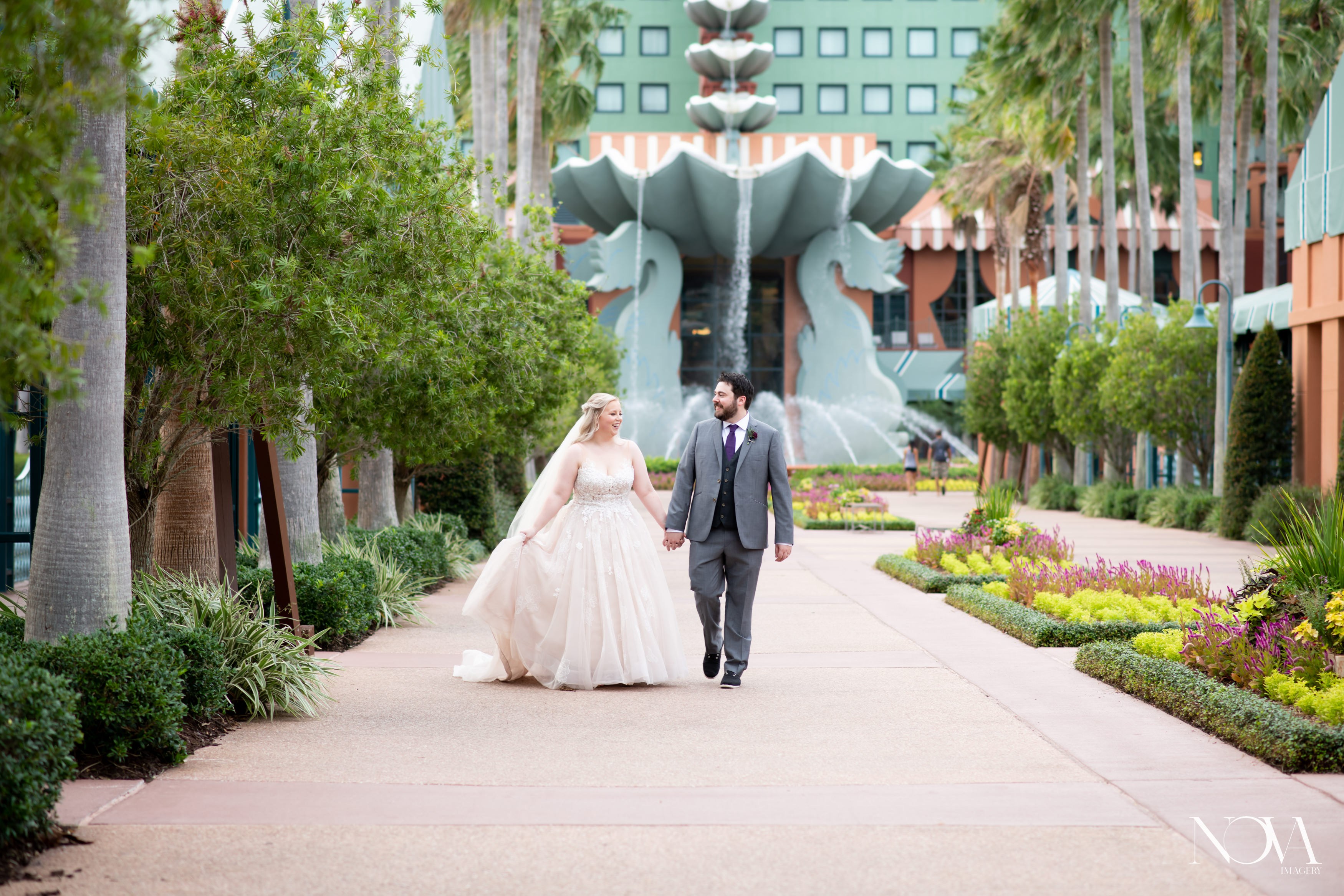 Swan and Dolphin Wedding at Walt Disney World Nova Imagery